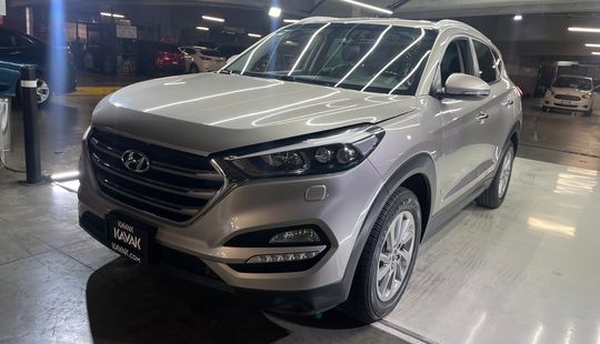 Hyundai • Tucson