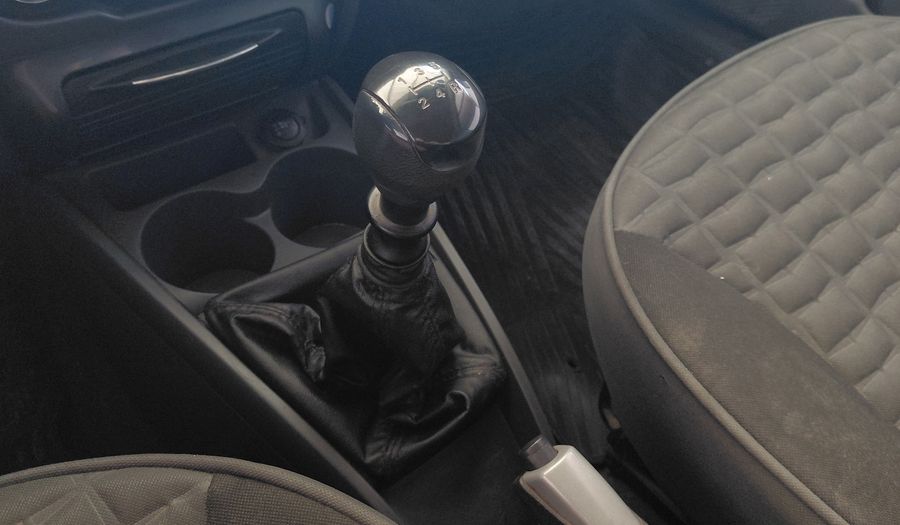 Fiat Strada 1.6 16V ADVENTURE CD Pickup 2013