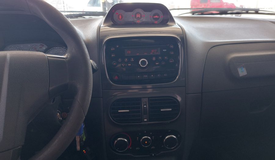 Fiat Strada 1.6 16V ADVENTURE CD Pickup 2013