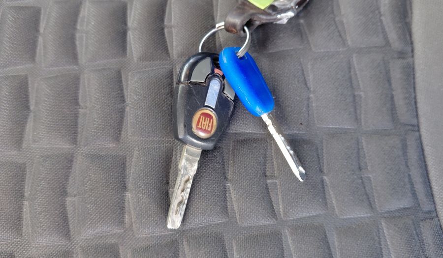 Fiat Strada 1.6 16V ADVENTURE CD Pickup 2013