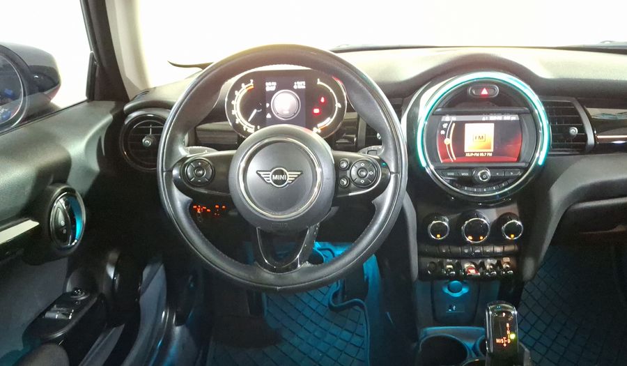 Mini Cooper 1.5 COOPER CHILI DCT Hatchback 2021