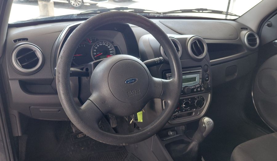 Ford Ka 1.6 TOP PULSE Hatchback 2010