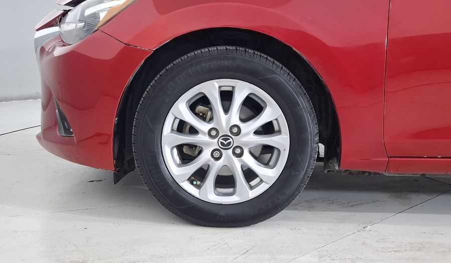 Mazda 2 1.5 I TOURING TM Hatchback 2016