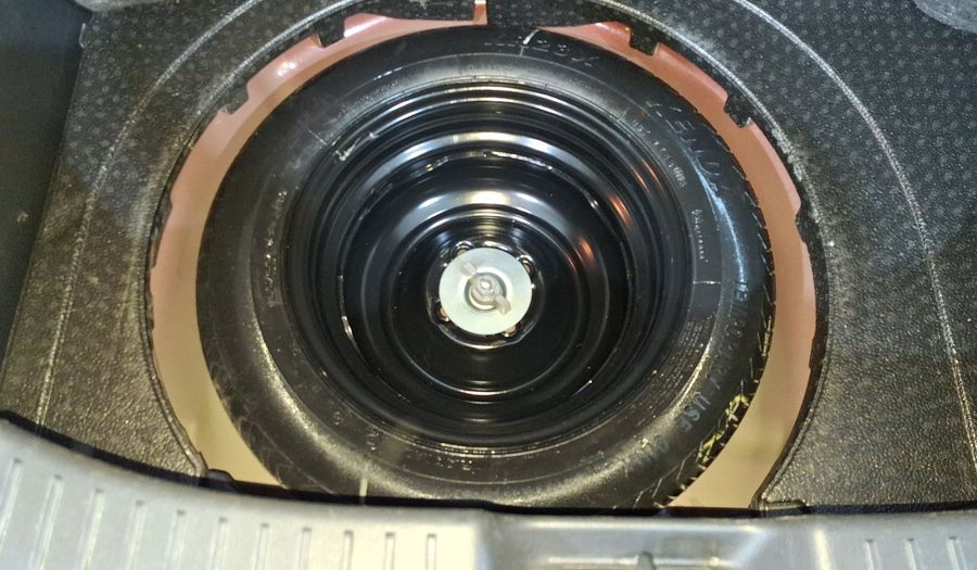 Mazda 2 1.5 I TOURING TM Hatchback 2016