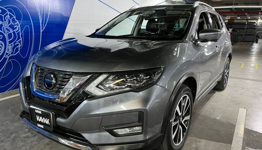 Nissan • X-Trail