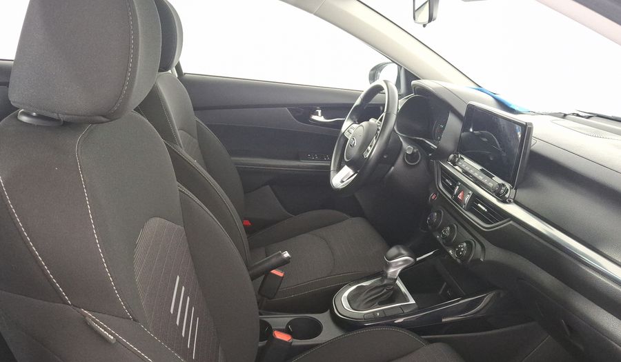 Kia Forte 2.0 EX IVT Hatchback 2021