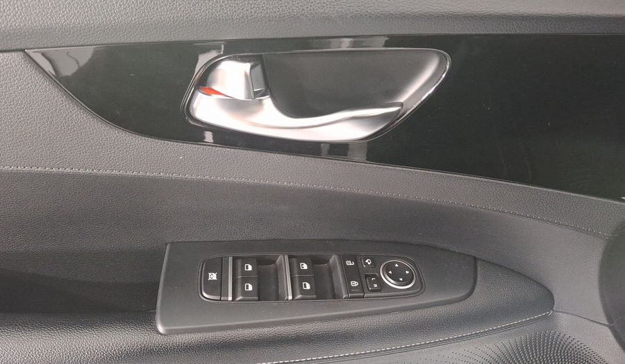 Kia Forte 2.0 EX IVT Hatchback 2021