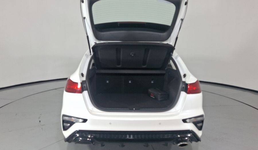 Kia Forte 2.0 EX IVT Hatchback 2021