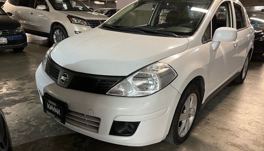 Nissan • Tiida