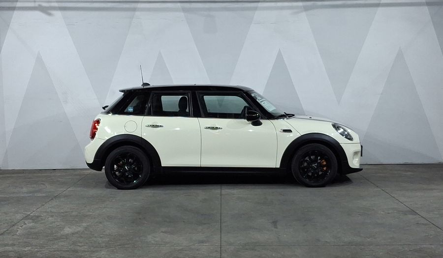 Mini Cooper 1.5 COOPER CHILI DCT Hatchback 2019