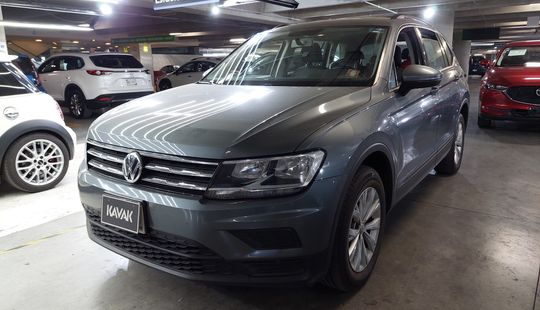 Volkswagen • Tiguan