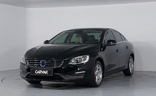 Volvo • S60