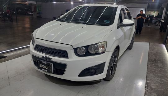 2016 • 115,000 km • Automático