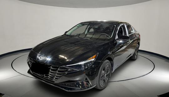 Hyundai • Elantra
