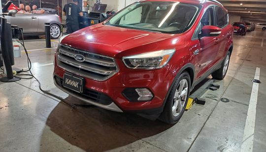 Ford • Escape