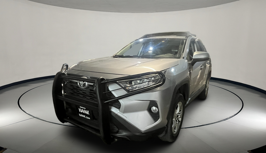 Toyota • RAV4