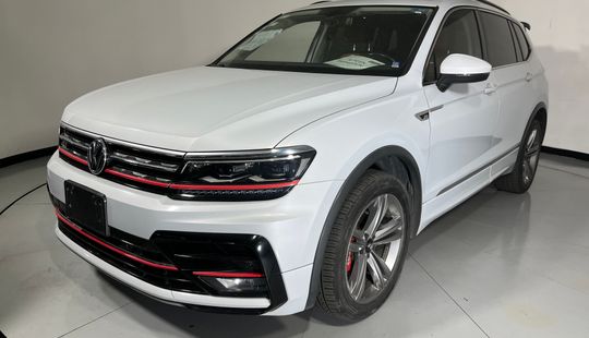 Volkswagen • Tiguan
