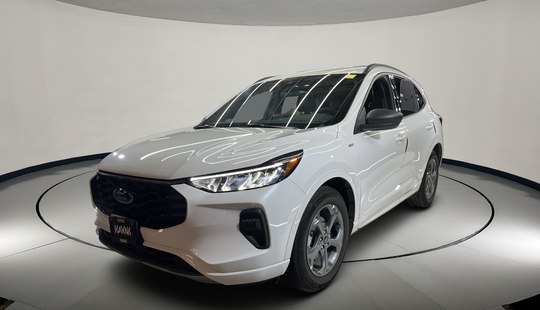 Ford • Escape