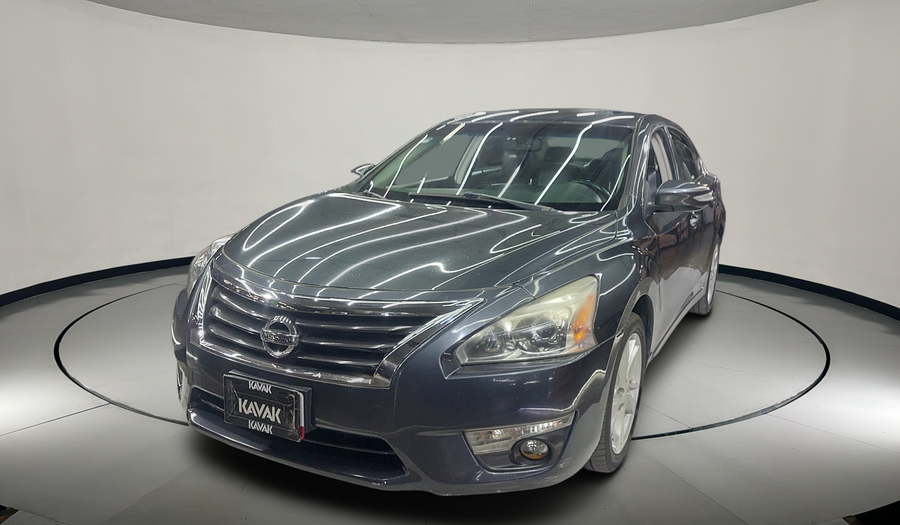 Nissan Altima 2.5 ADVANCE NAVI CVT Sedan 2013