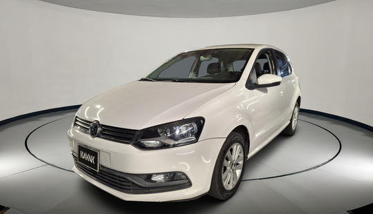 Volkswagen • Polo