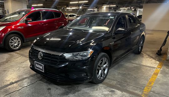 Volkswagen • Jetta