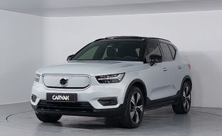 Volvo • XC40
