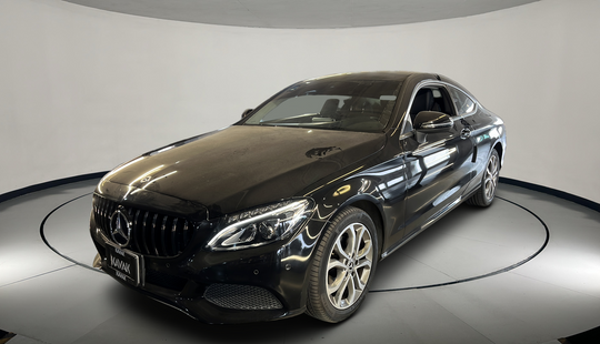 Mercedes Benz • Clase C