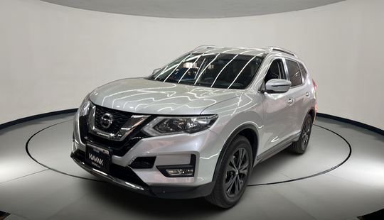Nissan • X-Trail