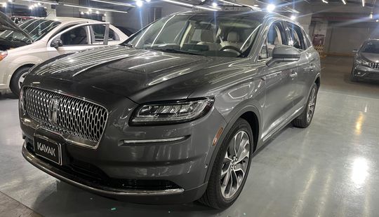 Lincoln • Nautilus