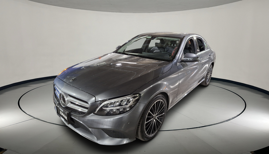 Mercedes Benz • Clase C