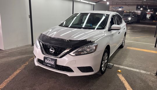 Nissan • Sentra