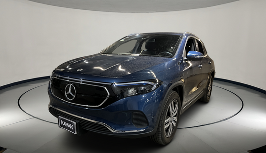 Mercedes Benz • Clase EQA