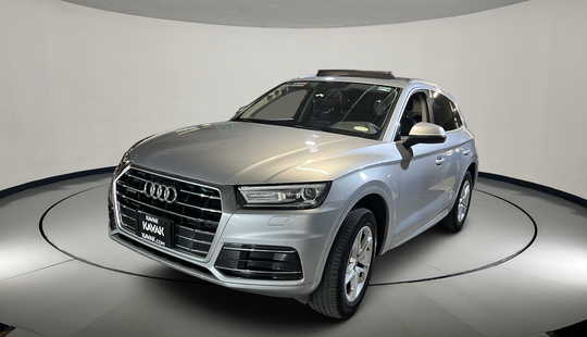 Audi • Q5