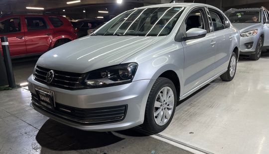 Volkswagen • Vento