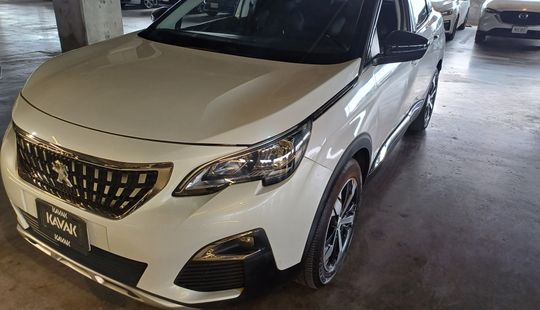 Peugeot • 3008