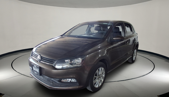 Volkswagen • Polo