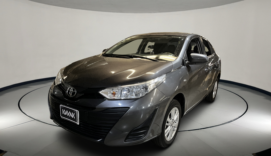 Toyota • Yaris