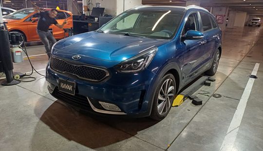 Kia • Niro