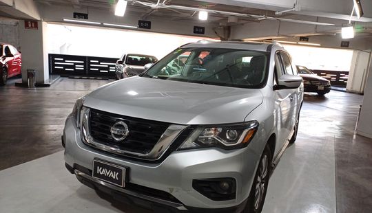 Nissan • Pathfinder