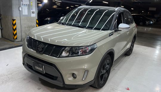 Suzuki • Vitara
