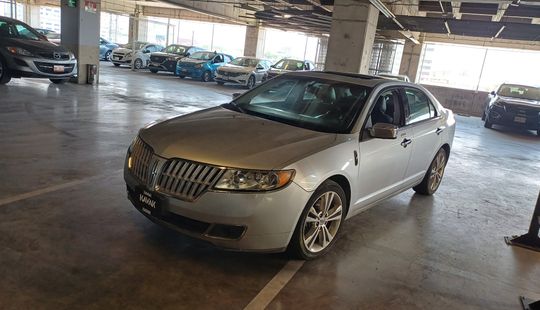 Lincoln • MKZ