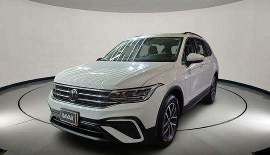 Volkswagen • Tiguan
