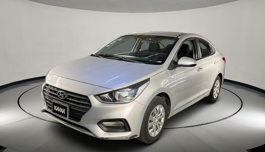 Hyundai • Accent