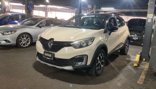 Renault • Captur