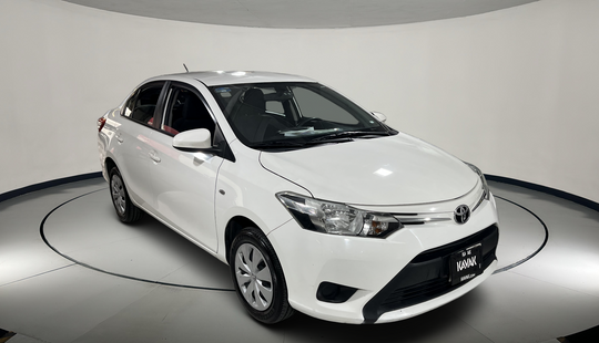 Toyota • Yaris