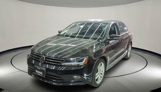 Volkswagen • Jetta