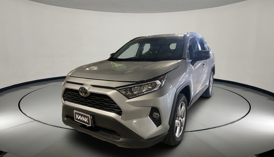 Toyota • RAV4