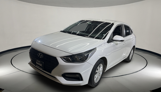 Hyundai • Accent