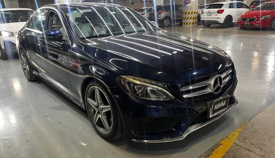 Mercedes Benz • Clase C