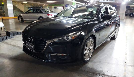 Mazda • Mazda 3